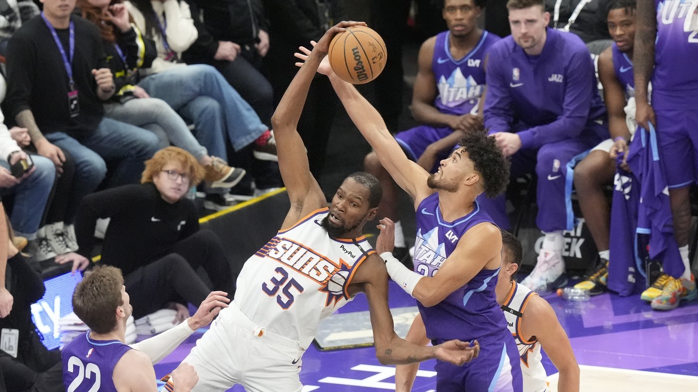 Devin Booker and Kevin Durant lead the Suns past the Jazz, 134-126 | iNFOnews.ca