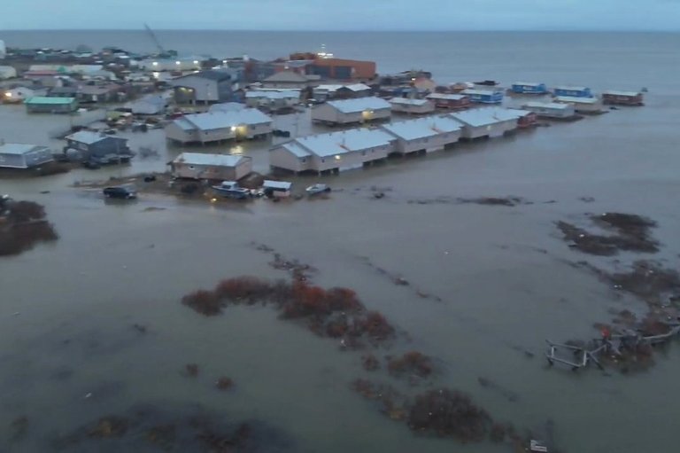 Alaska residents displaced by remnants of Typhoon Halong have limited options as winter sets in | iNFOnews.ca