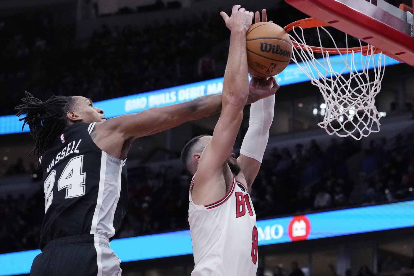 Coby White stars as Bulls rally past Spurs for 114-110 victory | iNFOnews.ca Coby White stars as Bulls rally past Spurs for 114-110 victory | iNFOnews.ca
