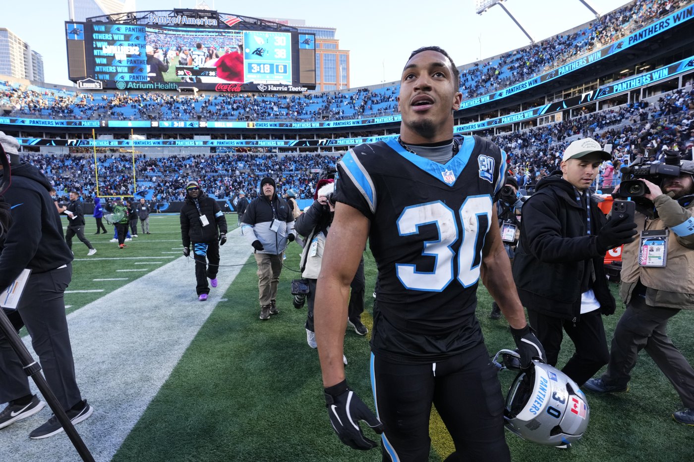 Panthers eliminate Cardinals from playoffs on Hubbard's TD run in overtime for 36-30 win | iNFOnews.ca