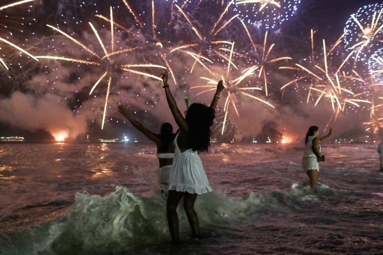 Fireworks dazzled Rio's sky, and more top photos this week in Latin America and the Caribbean | iNFOnews.ca