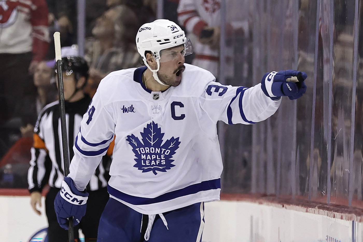 Matthews scores in overtime to lift Maple Leafs to 2-1 win over Devils | iNFOnews.ca