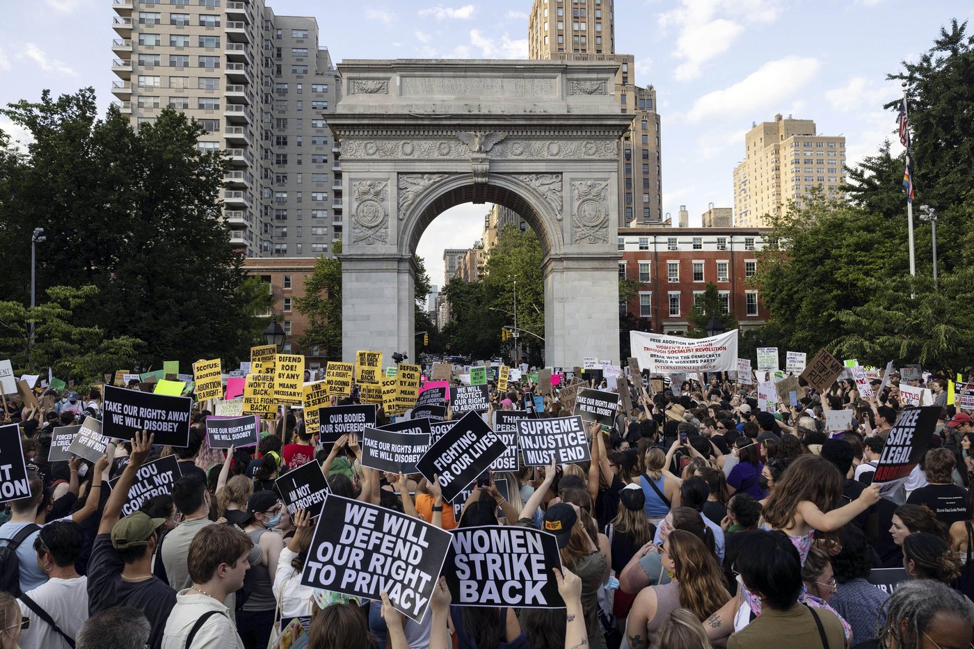 In New York, a constitutional amendment provides election fodder for the left and the right | iNFOnews.ca