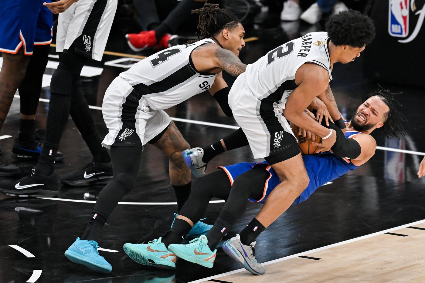 Brunson scores 45 and The Comeback Knicks are NBA champions after beating Spurs 94-90 | iNFOnews.ca Brunson scores 45 and The Comeback Knicks are NBA champions after beating Spurs 94-90 | iNFOnews.ca