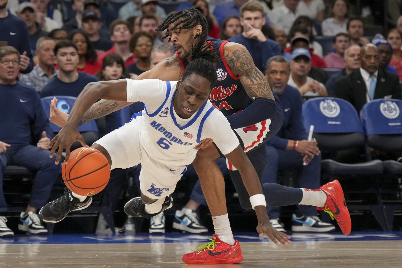 Colby Rogers, Moussa Cisse lead Memphis to an 87-70 win over No. 16 Mississippi | iNFOnews.ca Colby Rogers, Moussa Cisse lead Memphis to an 87-70 win over No. 16 Mississippi | iNFOnews.ca