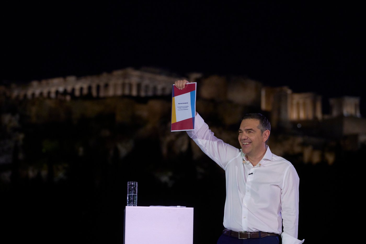 Former Greek anti-austerity leader Alexis Tsipras steps back into politics | iNFOnews.ca