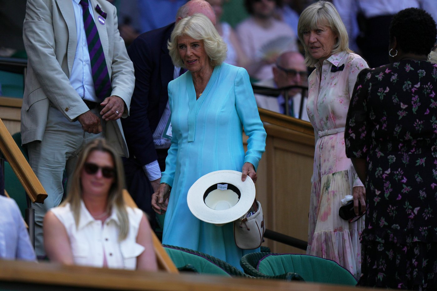 Queen Camilla visits Wimbledon and is joined by actor who played her husband | iNFOnews.ca Queen Camilla visits Wimbledon and is joined by actor who played her husband | iNFOnews.ca