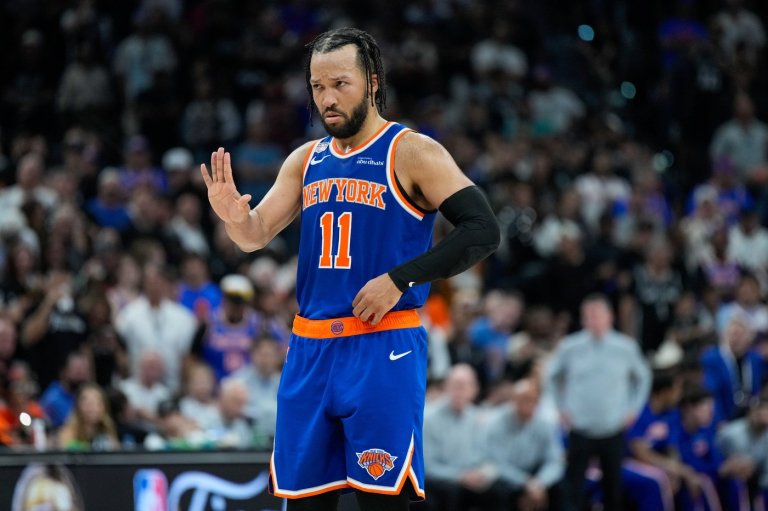 Jalen Brunson has left wrist surgery, Knicks star expected back on court this summer, AP source says | iNFOnews.ca