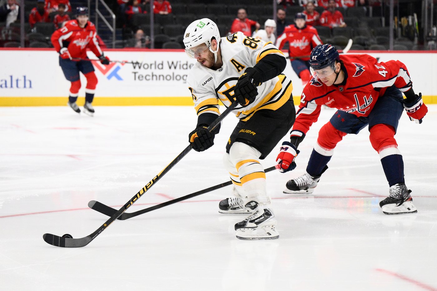 Minten scores in 9th round of the shootout as the Bruins beat the Capitals 3-2 | iNFOnews.ca Minten scores in 9th round of the shootout as the Bruins beat the Capitals 3-2 | iNFOnews.ca