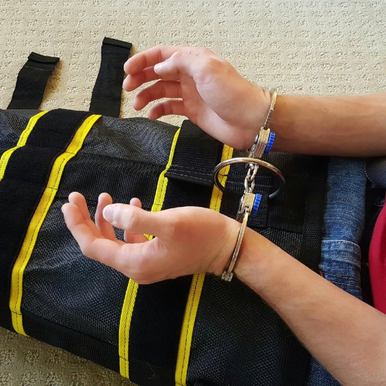 Takeaways from the AP investigation into ICE's use of a full-body restraint device known as the WRAP | iNFOnews.ca