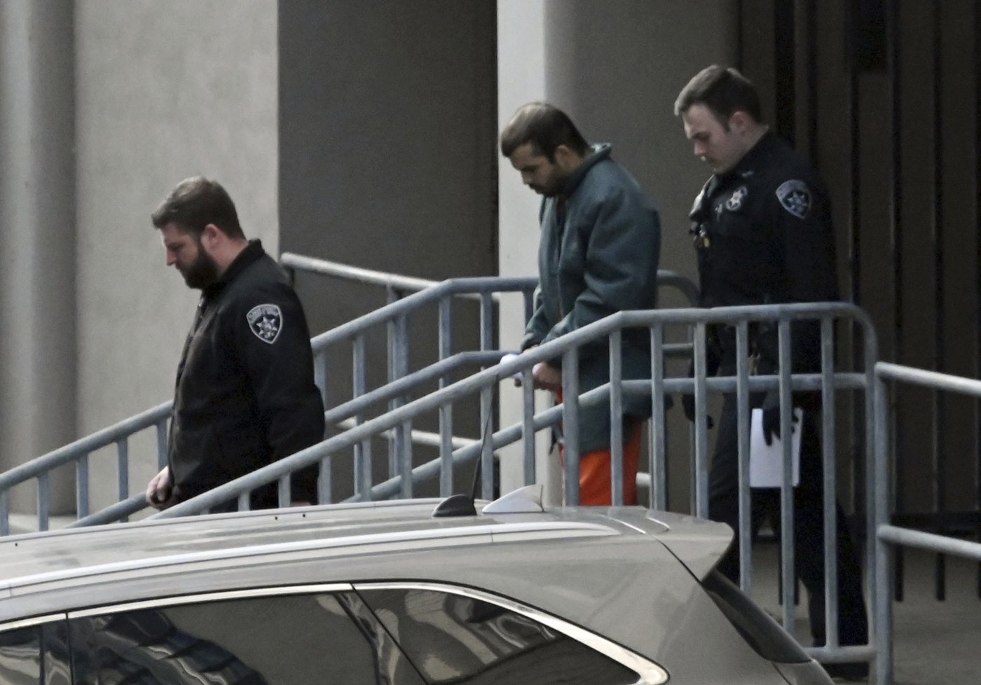 Man who fired a shotgun outside a New York synagogue gets 10 years in prison | iNFOnews.ca