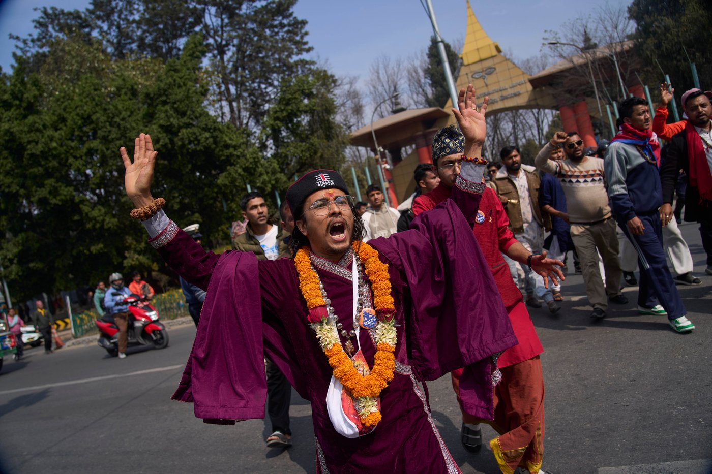 Thousands rally in support of Nepal's former king and call for monarchy's return | iNFOnews.ca Thousands rally in support of Nepal's former king and call for monarchy's return | iNFOnews.ca