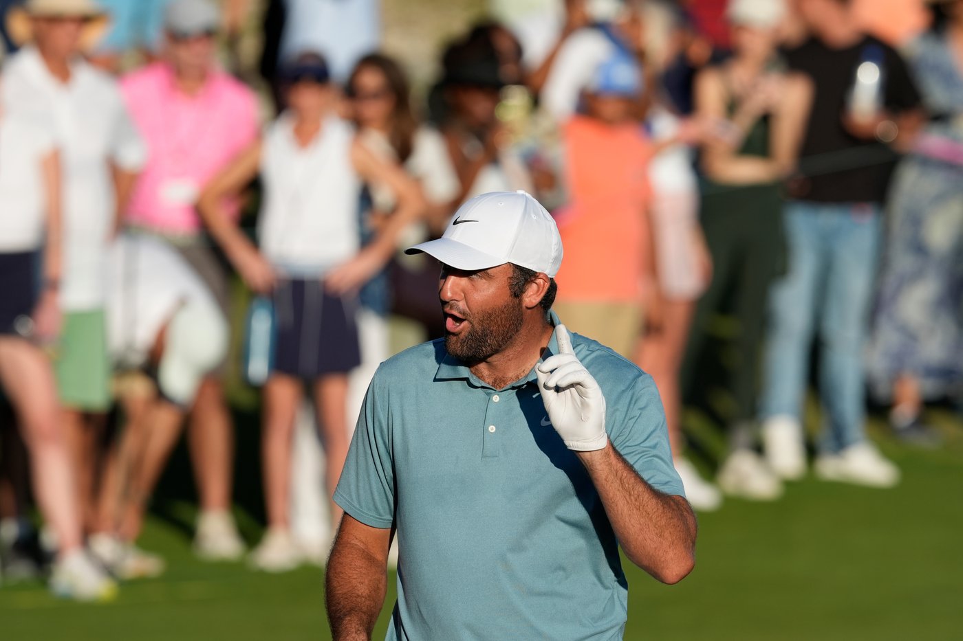 Scottie Scheffler joins Tiger Woods by winning PGA Tour player of the year for 4th straight year | iNFOnews.ca