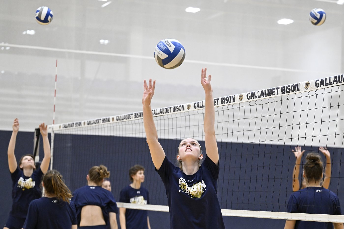 Gallaudet women's volleyball team is signing, quietly winning and rolling into the NCAA Tournament | iNFOnews.ca