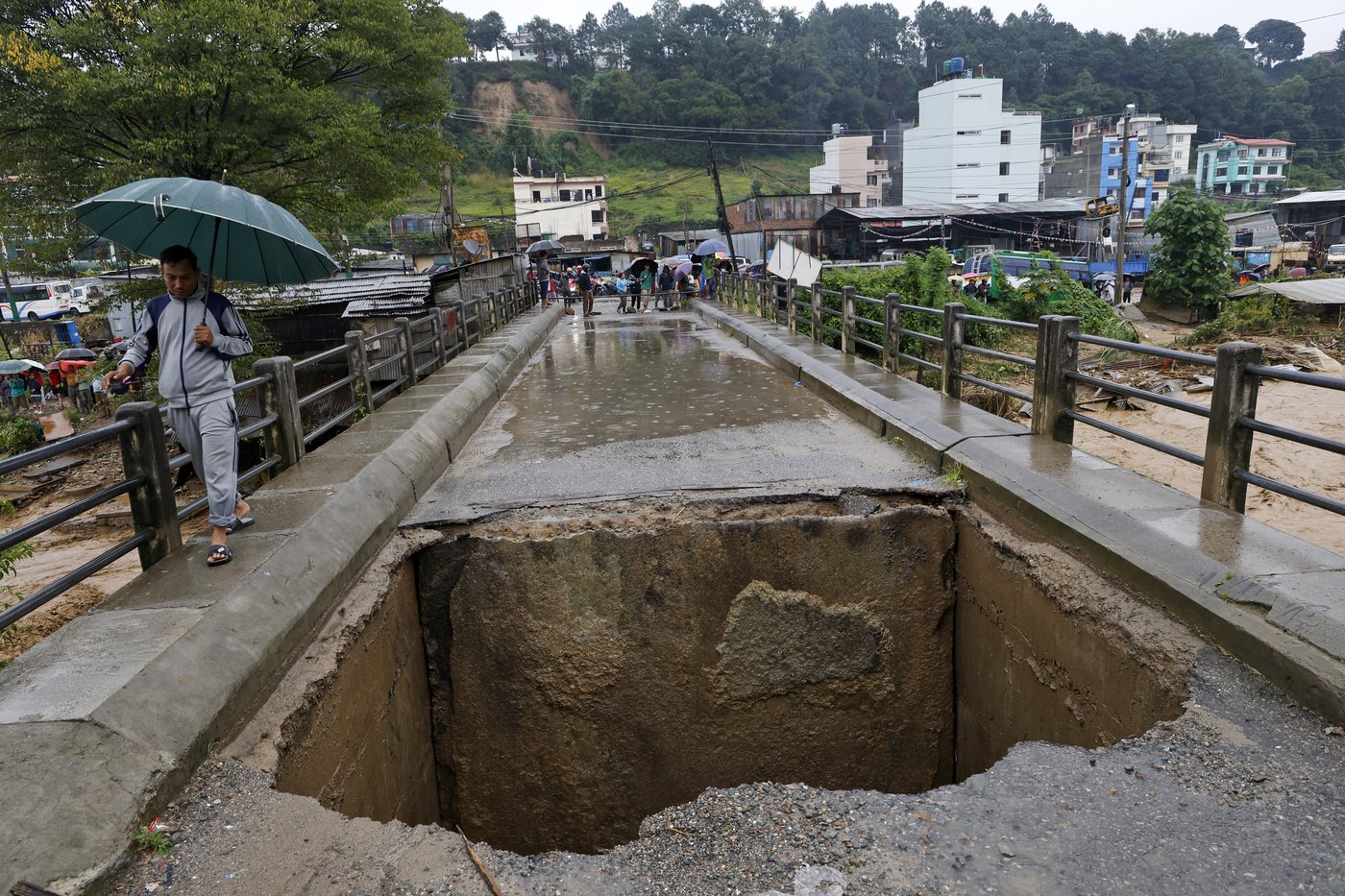 At least 148 are dead in floods and landslides in Nepal | iNFOnews.ca