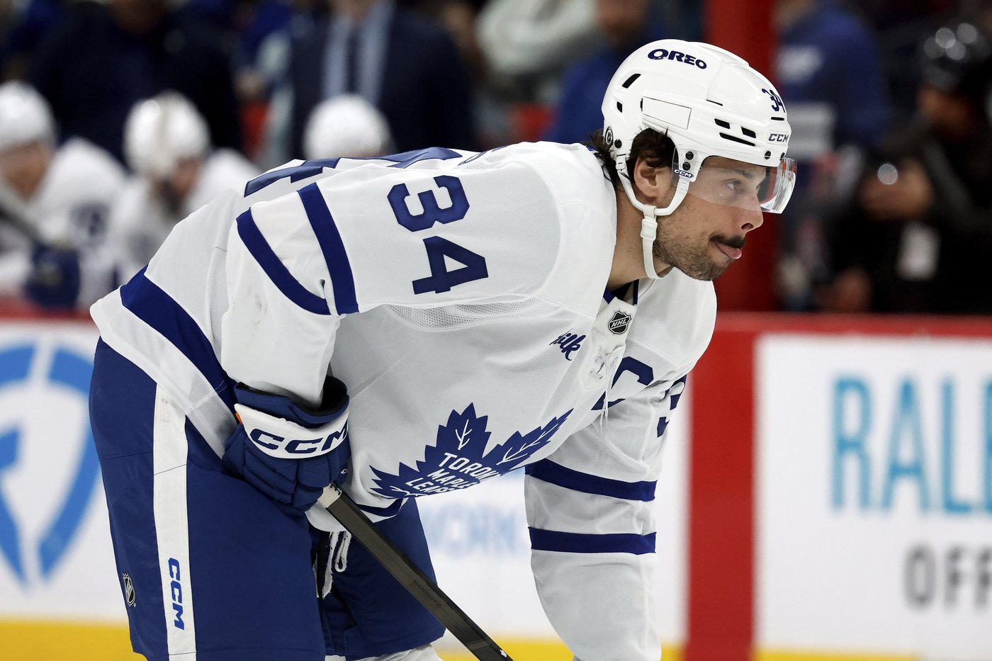 Woll makes 25 saves to help the Maple Leafs top the slumping Hurricanes 4-1 | iNFOnews.ca Woll makes 25 saves to help the Maple Leafs top the slumping Hurricanes 4-1 | iNFOnews.ca