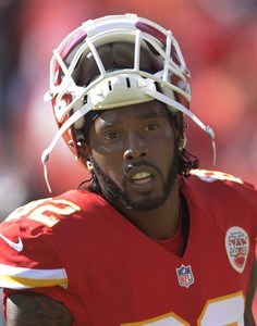 Chiefs wide receiver Dwayne Bowe arrested for possessing marijuana, speeding in KC suburb | iNFOnews.ca