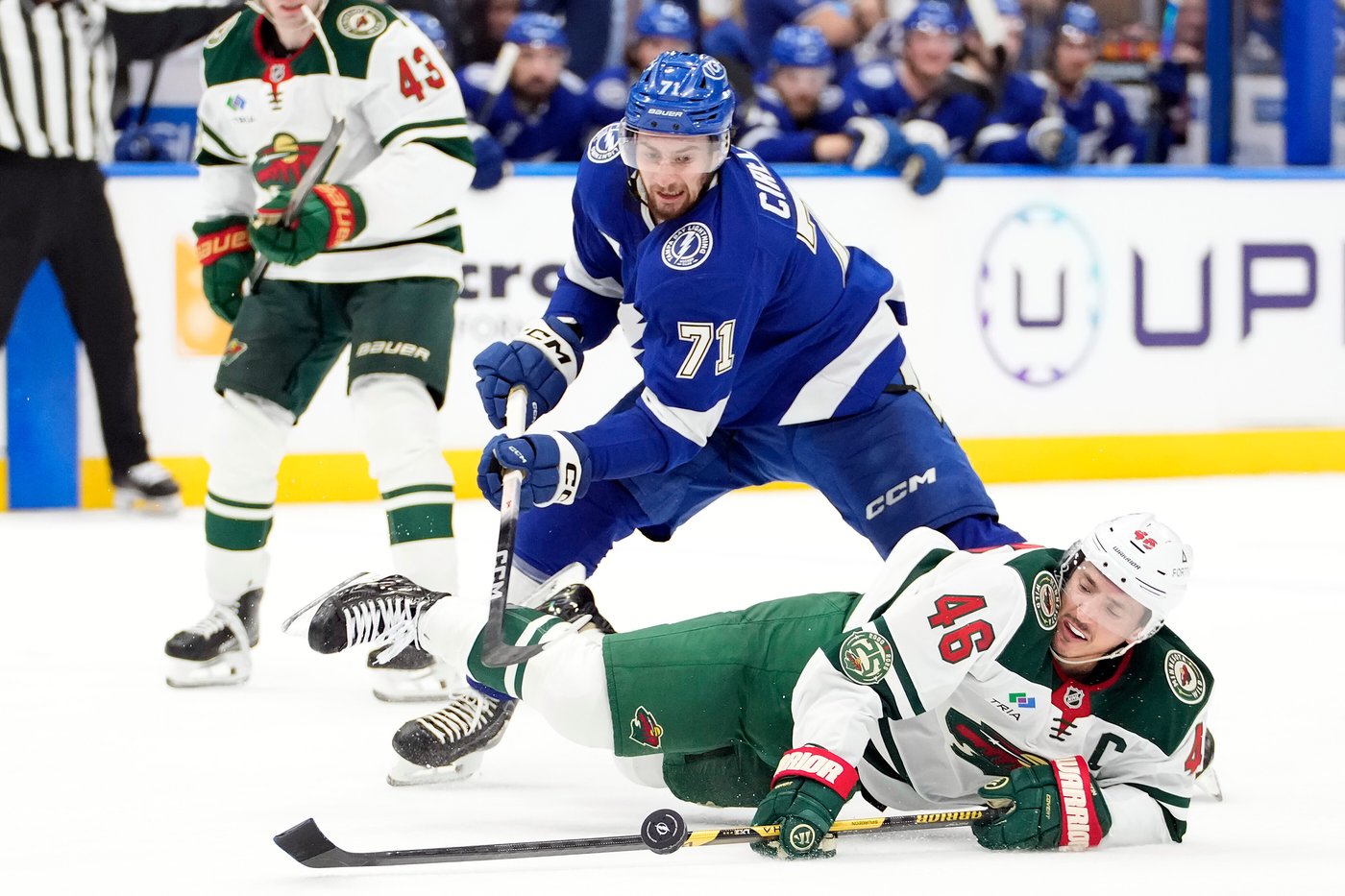 Cernak scores on crazy carom late in 3rd period as the Lightning beat the Wild 6-3 | iNFOnews.ca