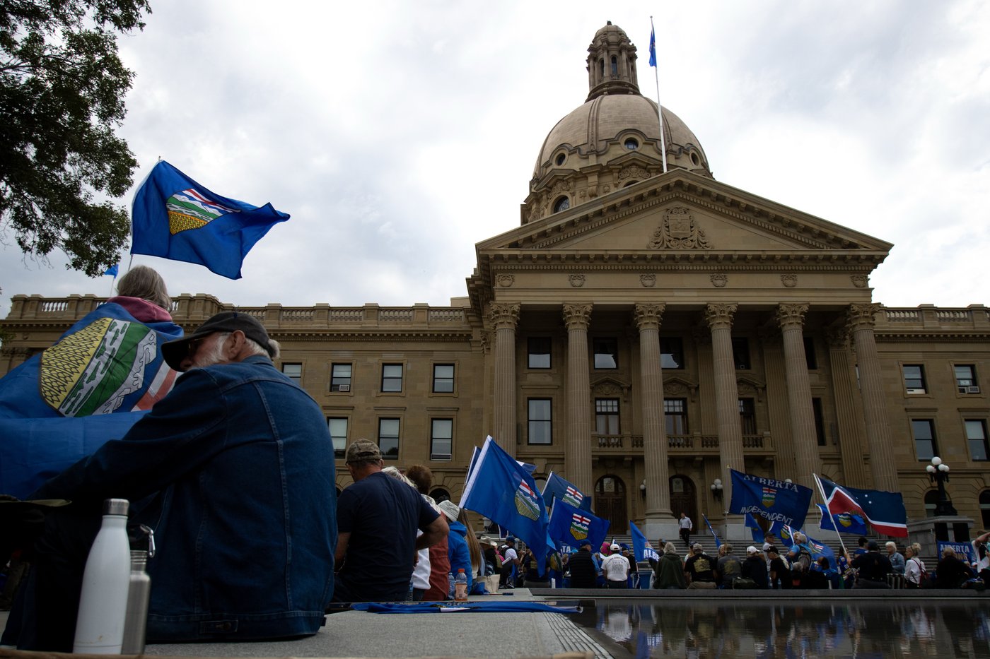 Separatists hold independence rally in lead-up to Alberta's birthday bash | iNFOnews.ca