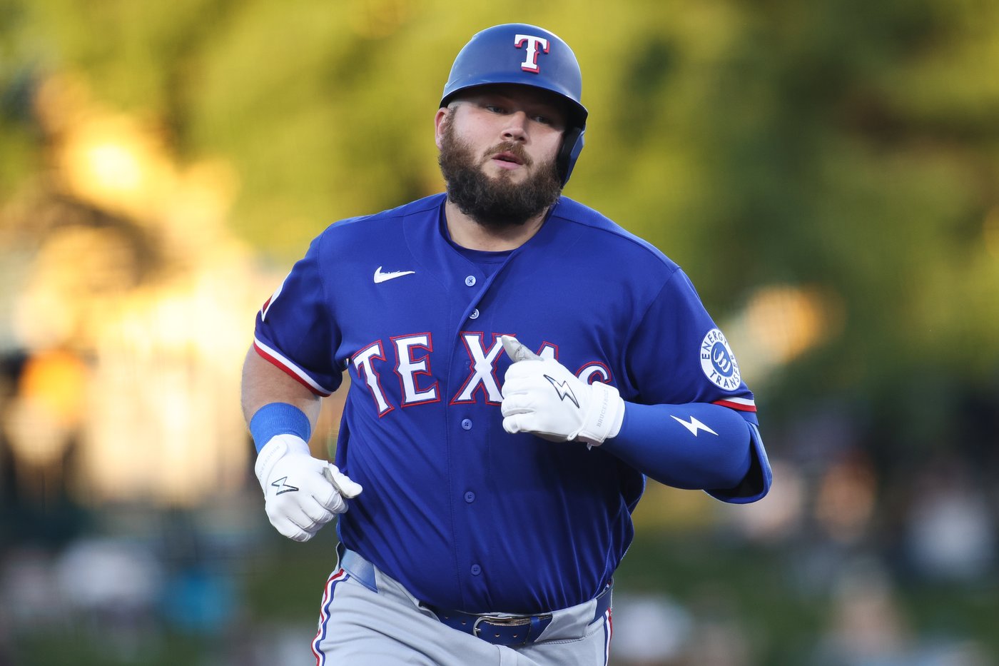 Eovaldi goes 7 innings, Burger hits 2 homers as Rangers win 8-1 to stop Athletics' win streak | iNFOnews.ca