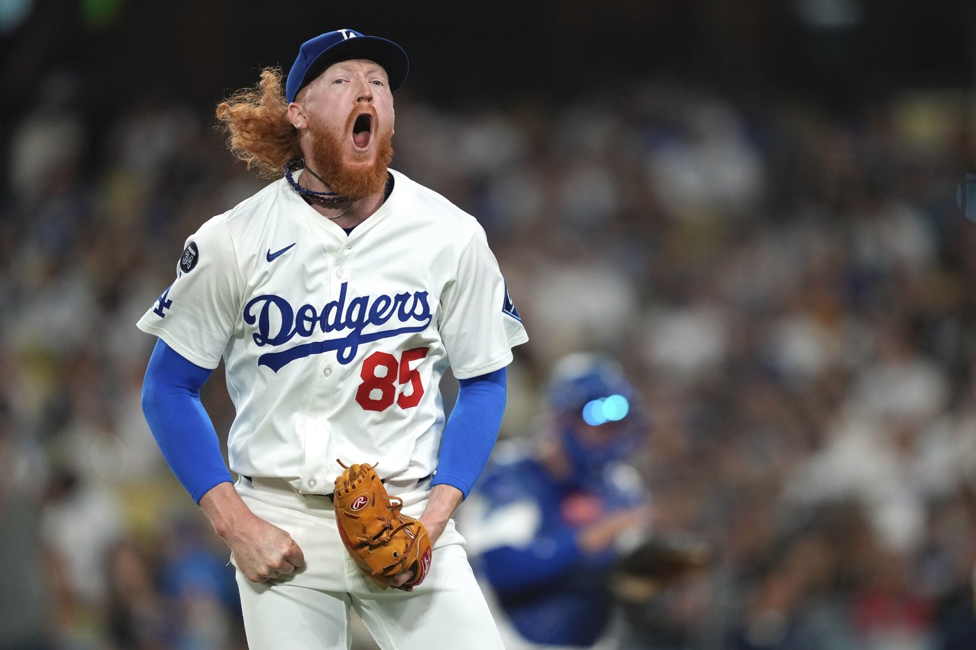 Teoscar Hernández's 3-run homer off Corbin Burnes lifts Dodgers over D-backs 3-1 | iNFOnews.ca Teoscar Hernández's 3-run homer off Corbin Burnes lifts Dodgers over D-backs 3-1 | iNFOnews.ca