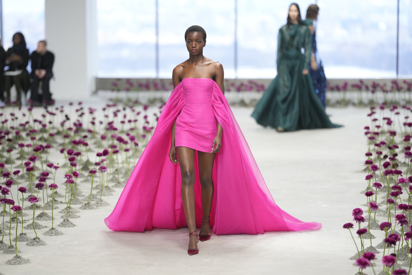 Carolina Herrera debuts new fall looks high above New York City | iNFOnews.ca