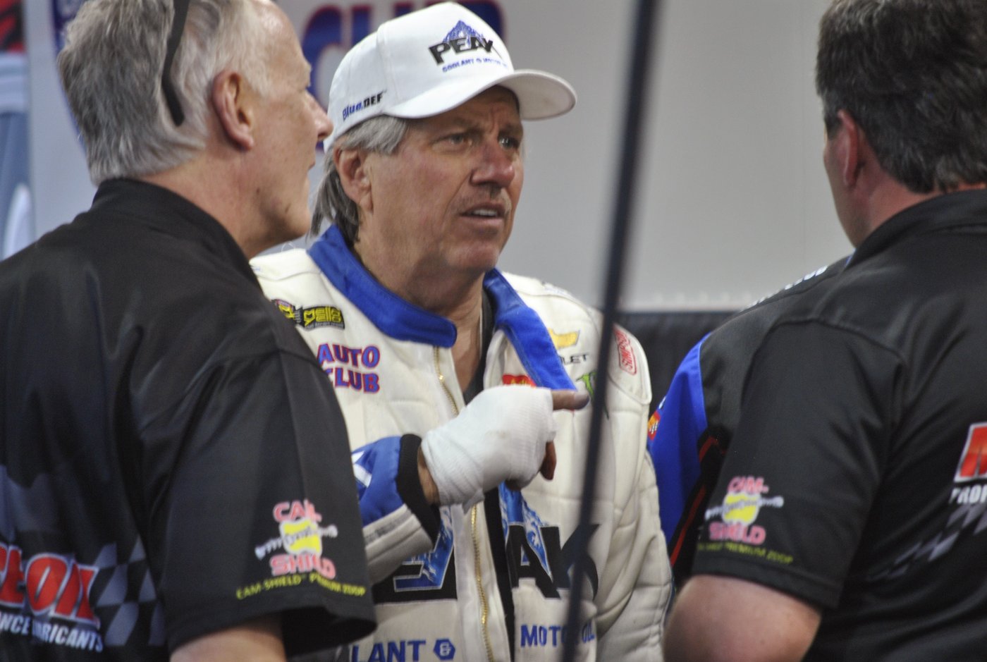 NHRA legend John Force will attend a race four months after his traumatic brain injury | iNFOnews.ca