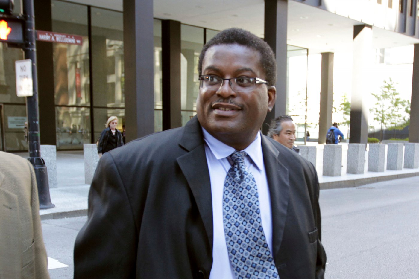 Chicago approves $90M payout over disgraced ex-sergeant who framed hundreds for drug crimes | iNFOnews.ca