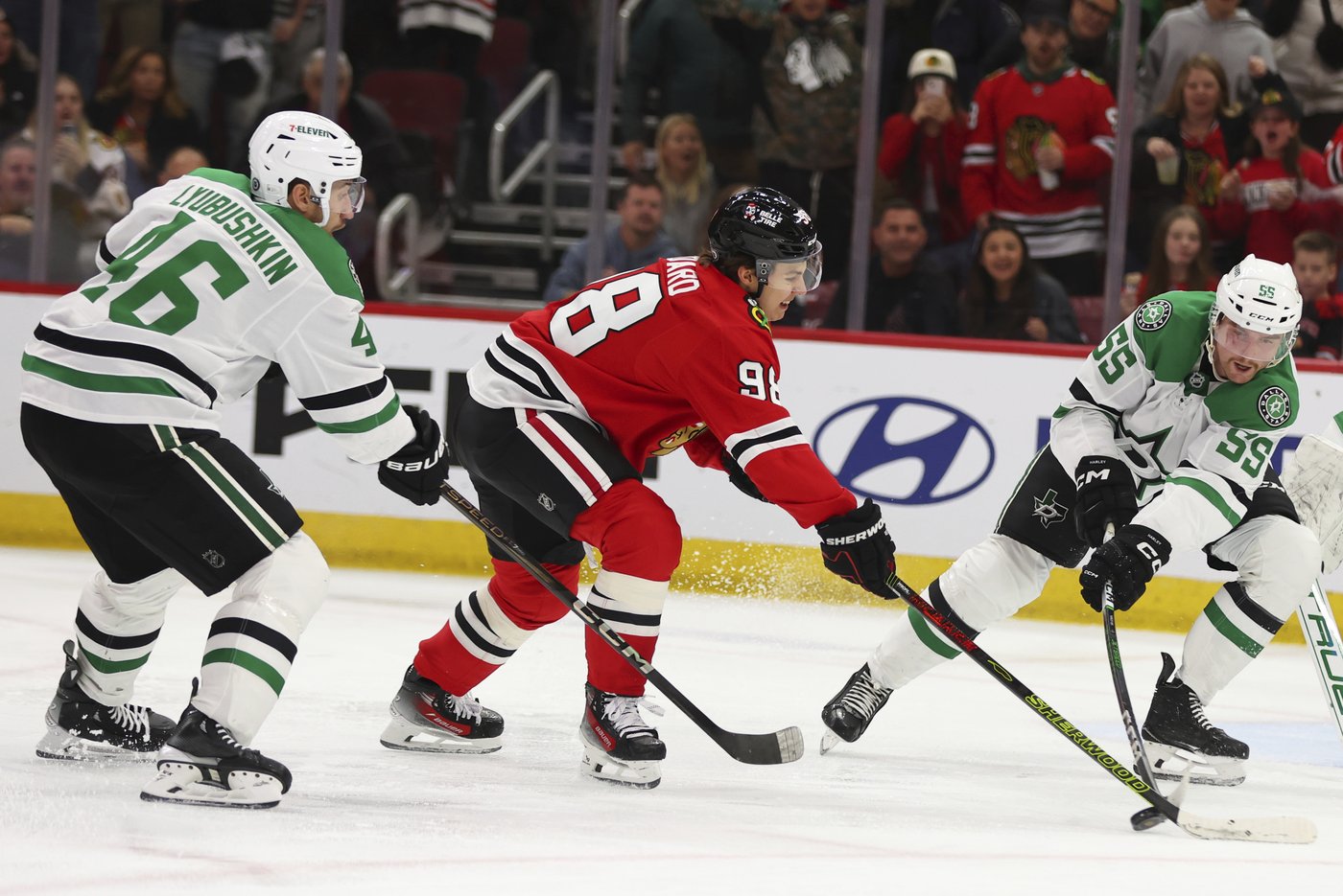 Taylor Hall's fifth career hat trick leads Blackhawks over Stars 6-2 | iNFOnews.ca Taylor Hall's fifth career hat trick leads Blackhawks over Stars 6-2 | iNFOnews.ca