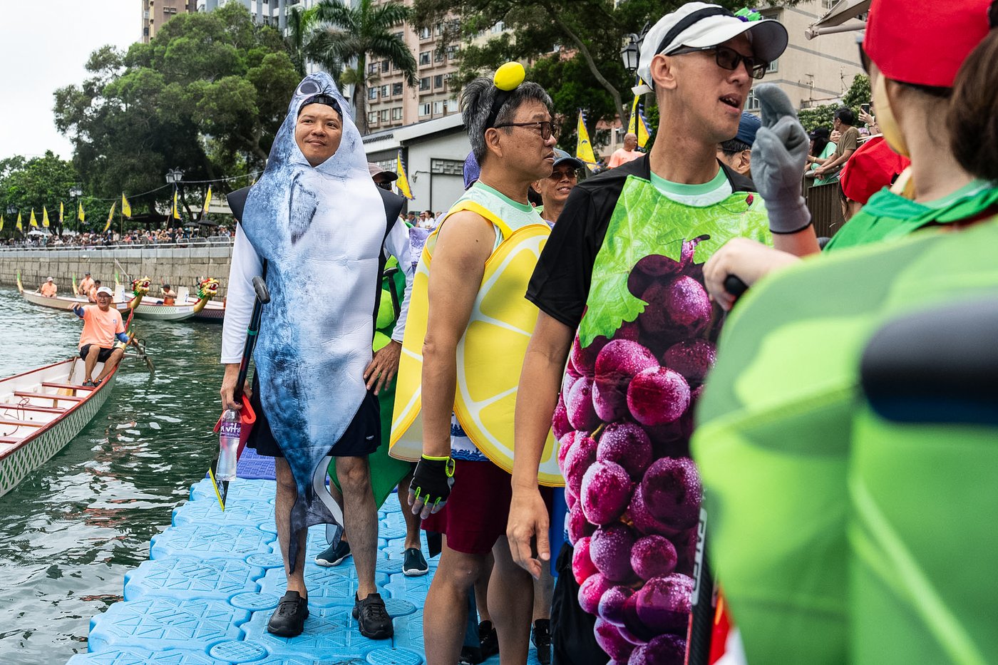 Competitors take part in boat races to mark the Dragon Boat Festival, in photos | iNFOnews.ca
