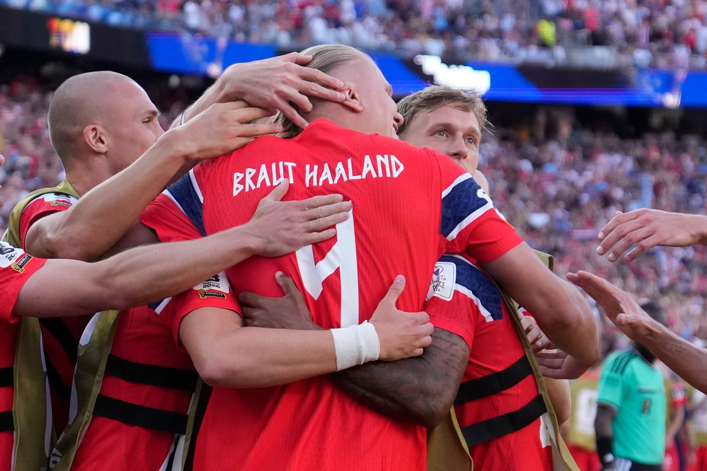 Erling Haaland scores twice in World Cup debut as Norway tops Iraq 4-1 | iNFOnews.ca