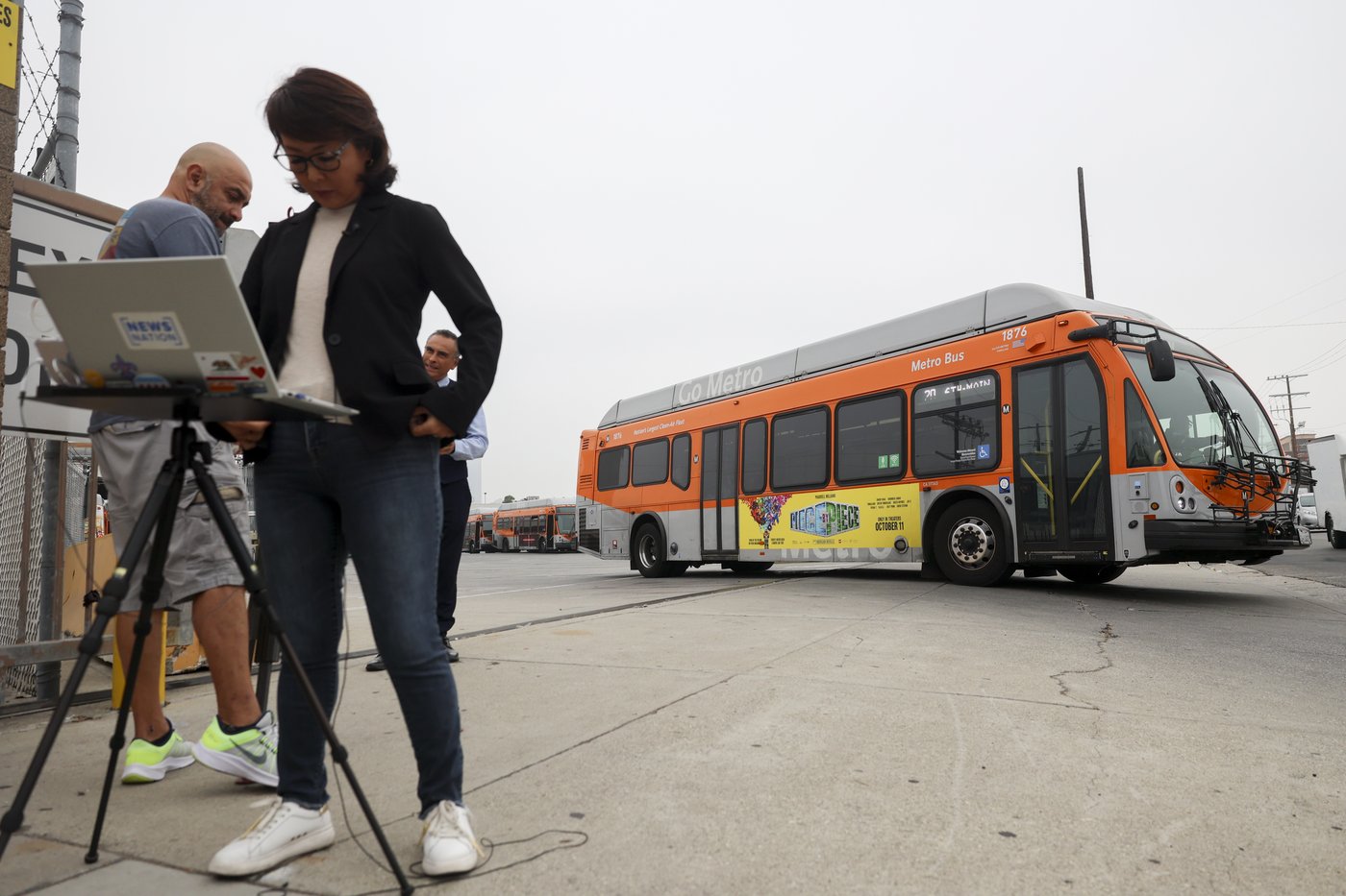 Passenger killed when gunman hijacks Los Angeles bus and leads police on downtown chase | iNFOnews.ca