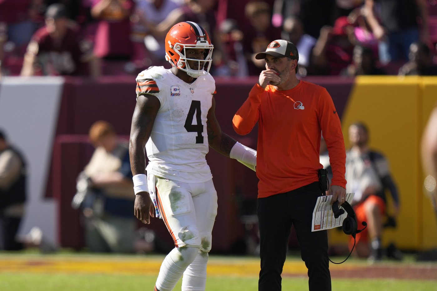 Deshaun Watson under siege as QB's dismal play leads to criticism, calls for benching | iNFOnews.ca
