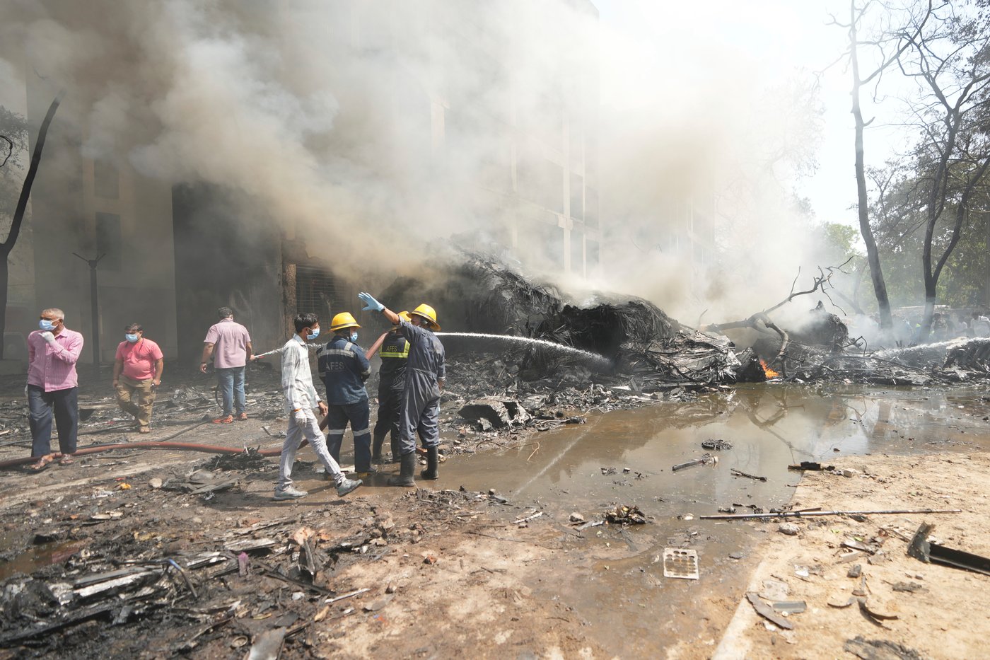 PHOTO COLLECTION: India Plane Crash | iNFOnews.ca PHOTO COLLECTION: India Plane Crash | iNFOnews.ca