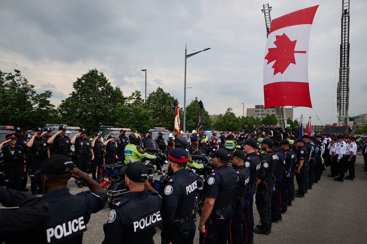 Toronto police officer killed during search linked to U.S. Consulate shooting: chief | iNFOnews.ca