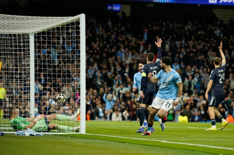 FIFA takes 'daylight offside' trials to Canadian league aiming to overcome Euro skeptics | iNFOnews.ca