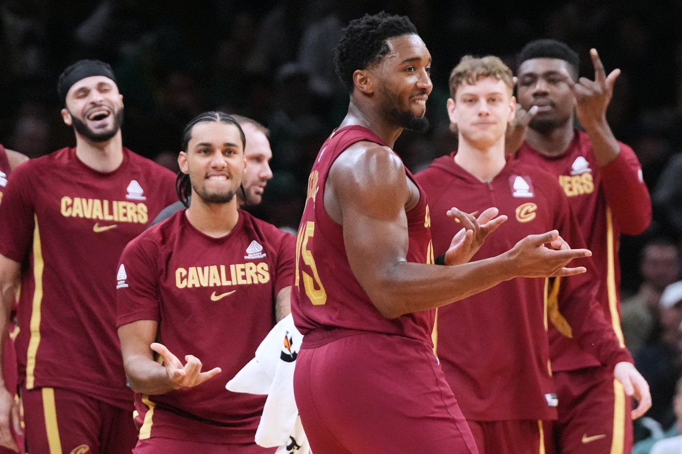 Donovan Mitchell joins Jarrett Allen on sideline as injuries pile up for Cavs | iNFOnews.ca Donovan Mitchell joins Jarrett Allen on sideline as injuries pile up for Cavs | iNFOnews.ca