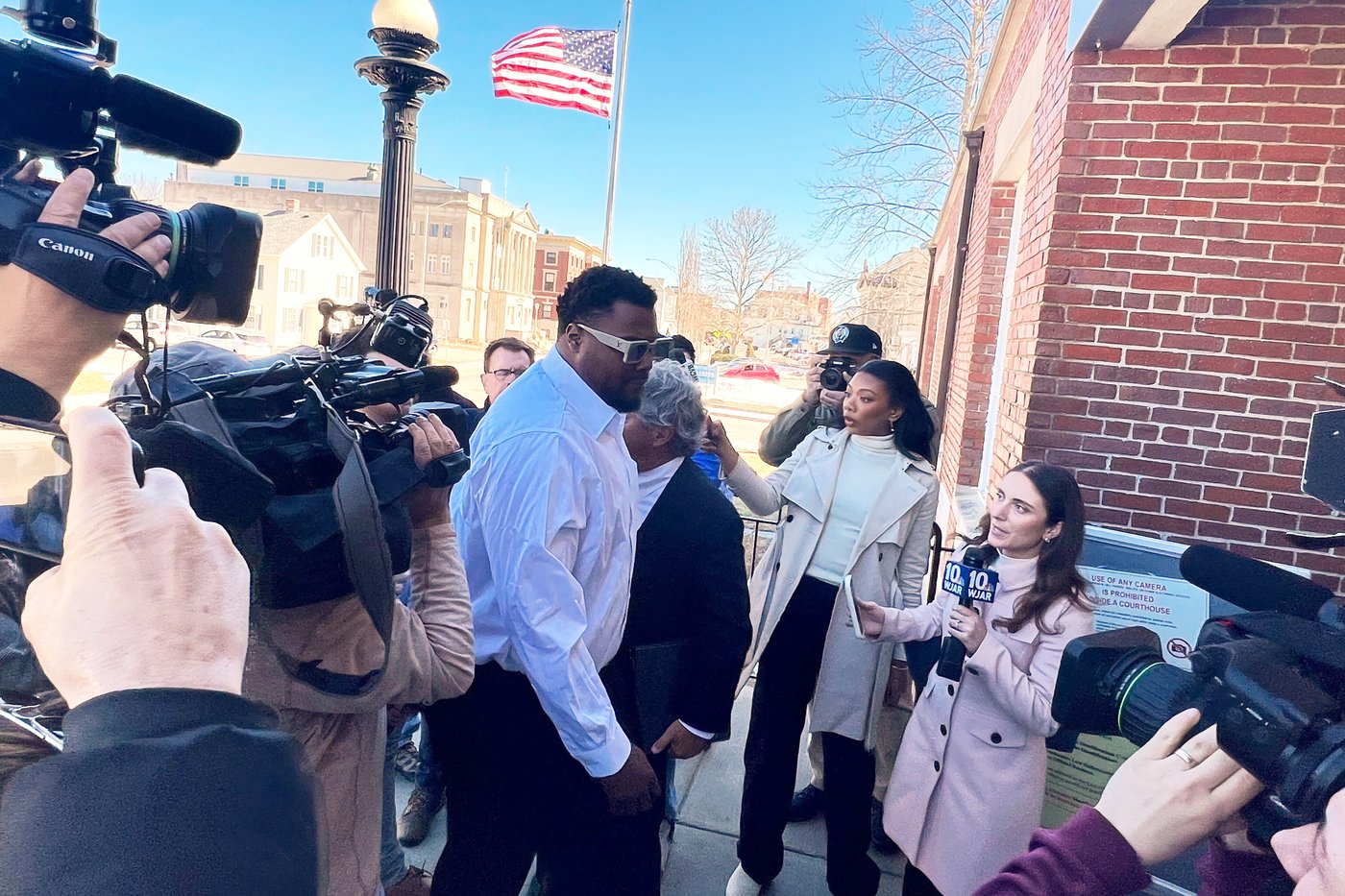 Massachusetts prosecutors to drop charge against Patriots' Christian Barmore | iNFOnews.ca