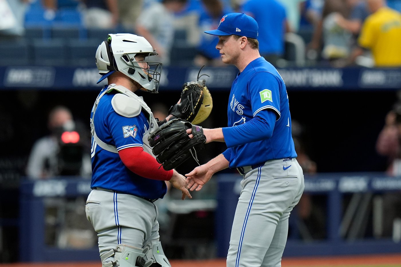 Blue Jays hit 3 homers to power past Rays 5-1 | iNFOnews.ca