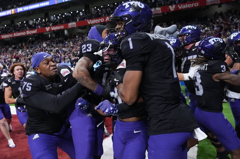 Seals and Payne rally TCU past No. 16 USC for 30-27 overtime victory in Alamo Bowl | iNFOnews.ca
