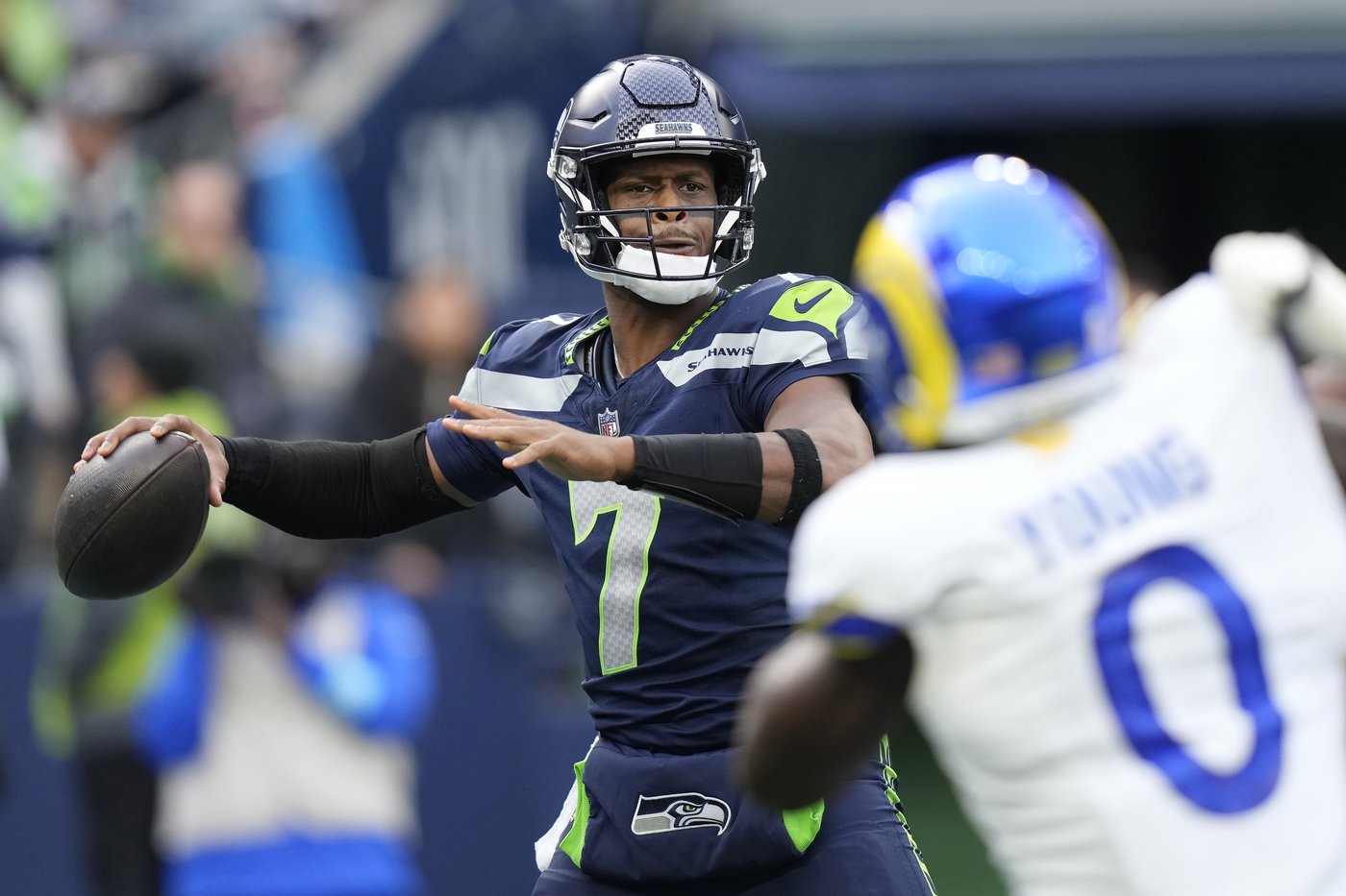 Geno Smith and the Seahawks ride their pass-happy offense to the NFC West cellar | iNFOnews.ca Geno Smith and the Seahawks ride their pass-happy offense to the NFC West cellar | iNFOnews.ca