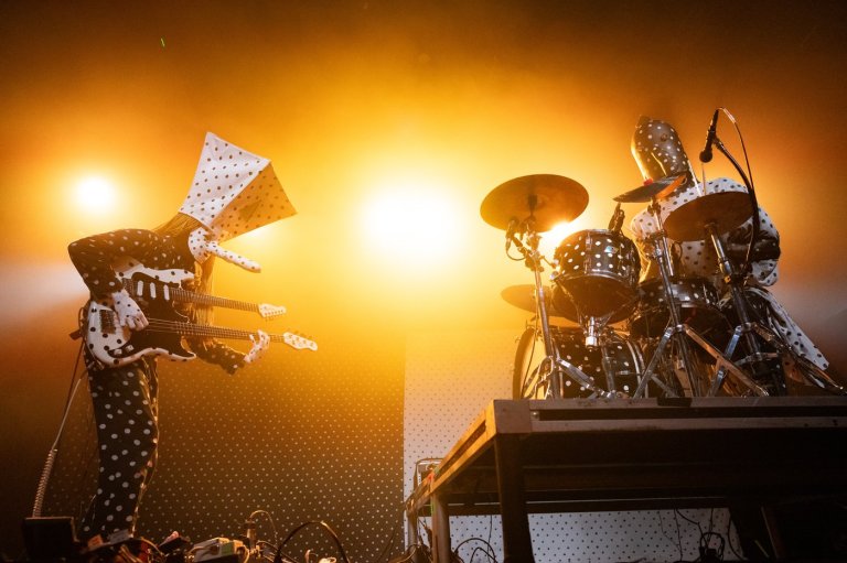 Angine de Poitrine make Toronto debut with two shows, Jack White rocks polka dots for the occasion | iNFOnews.ca