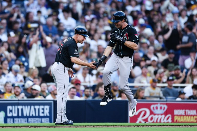 Kepler homers and drives in 4 runs to lead Diamondbacks to an 8-0 win over Padres | iNFOnews.ca