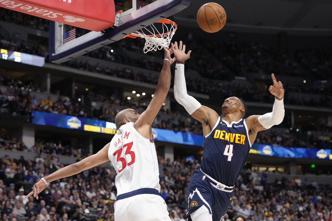 Harden, Powell help Clippers overcome Jokic's 41 points to beat Nuggets 109-104 | iNFOnews.ca Harden, Powell help Clippers overcome Jokic's 41 points to beat Nuggets 109-104 | iNFOnews.ca