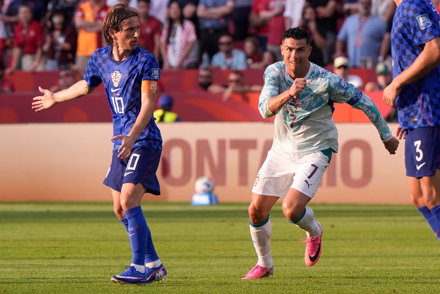 Ronaldo, Portugal reach round of 16 at World Cup with Spain, Switzerland, other highlights in photos | iNFOnews.ca