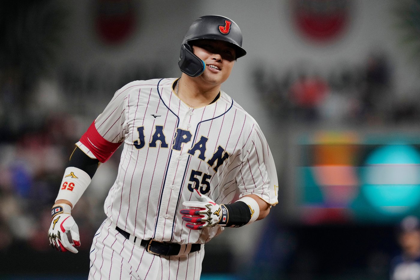 Power-hitting infielder Munetaka Murakami enters MLB posting system, can be signed until Dec. 22 | iNFOnews.ca