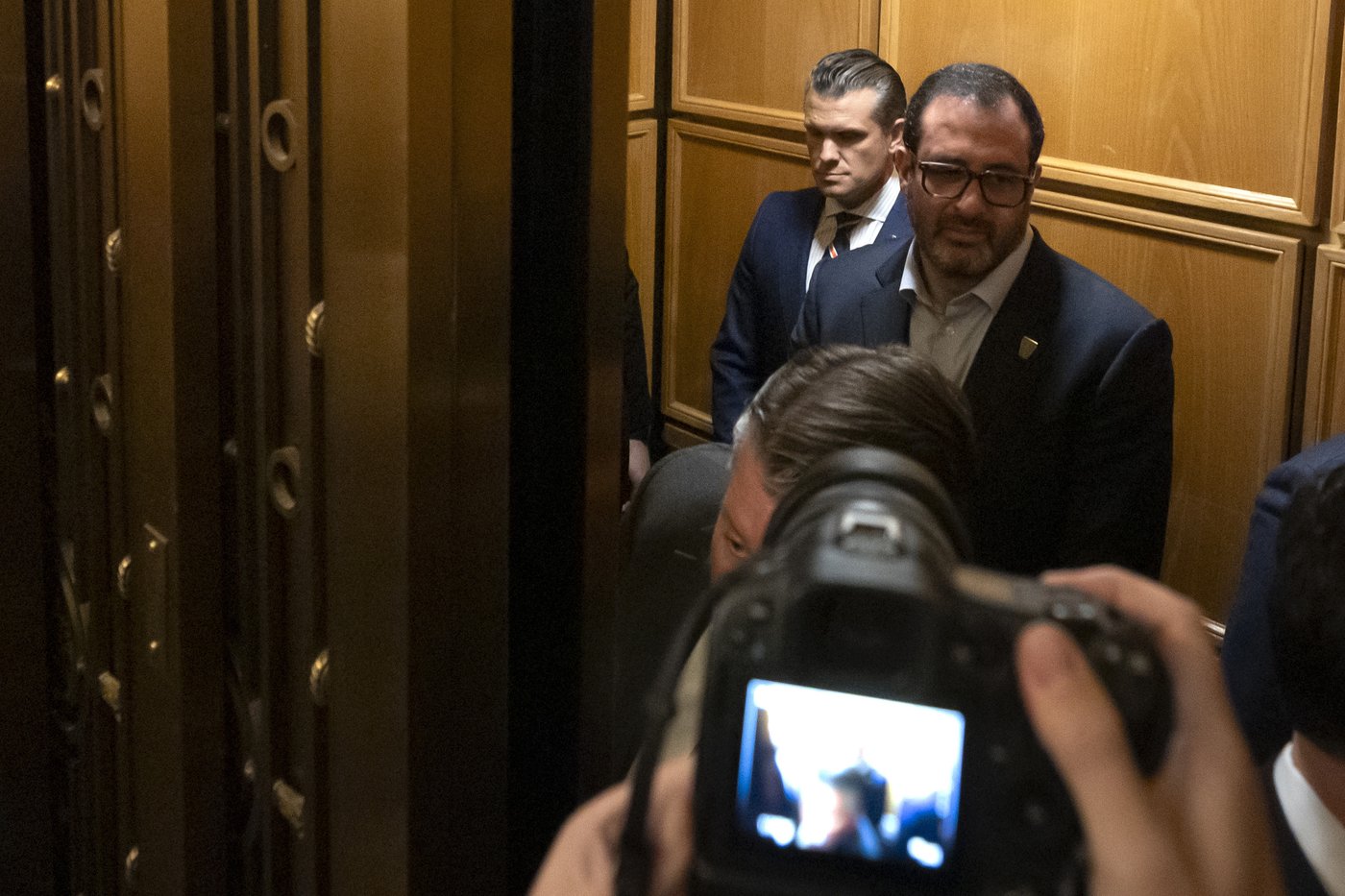 Republicans rally around Hegseth, Trump's Pentagon pick, as Gaetz withdraws for attorney general | iNFOnews.ca