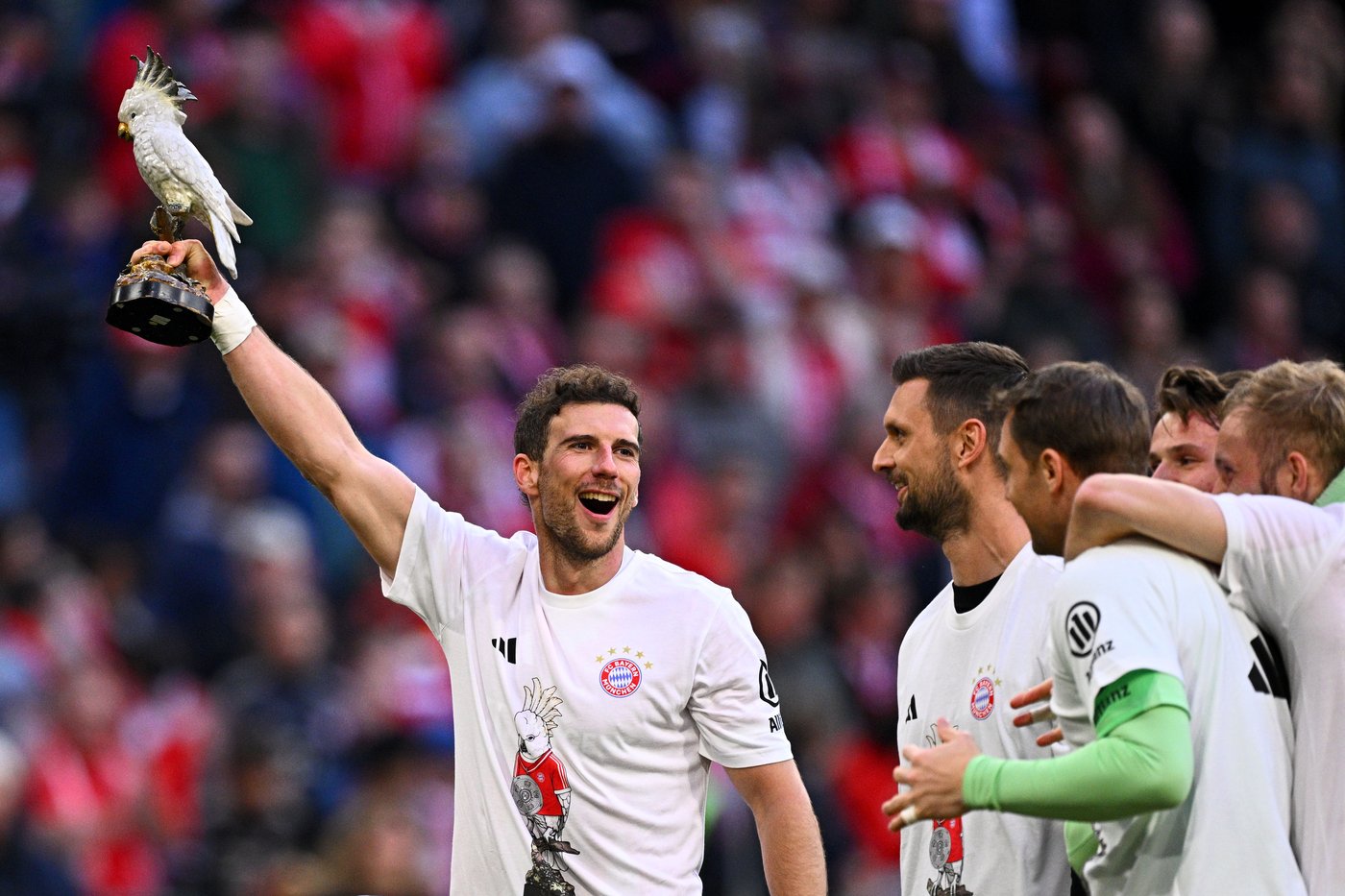 Bayern Munich clinches another Bundesliga title with 4-2 win over Stuttgart | iNFOnews.ca