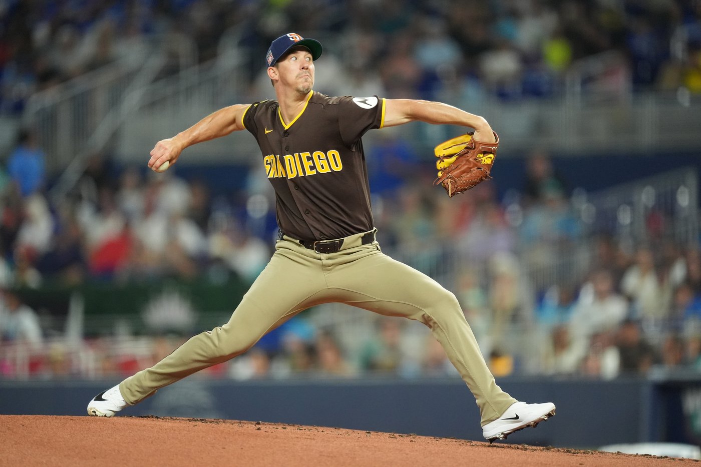 Marlins' losing streak hits franchise-record 12 games with 5-3 loss to Padres | iNFOnews.ca