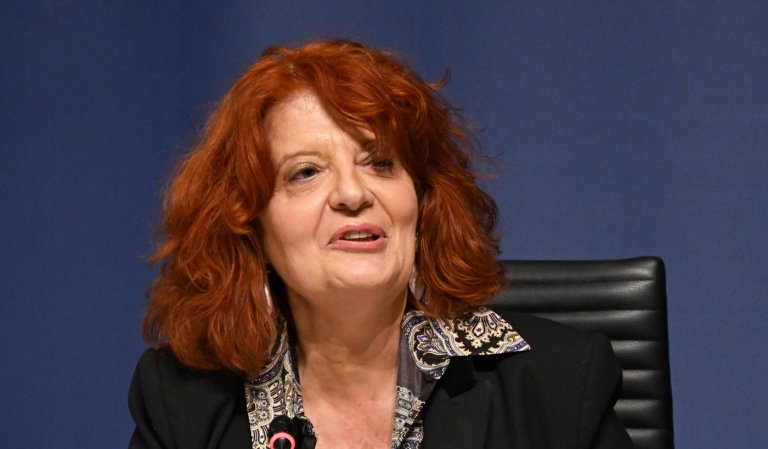 5 more arrests made in the investigation into Louvre jewel heist | iNFOnews.ca 5 more arrests made in the investigation into Louvre jewel heist | iNFOnews.ca